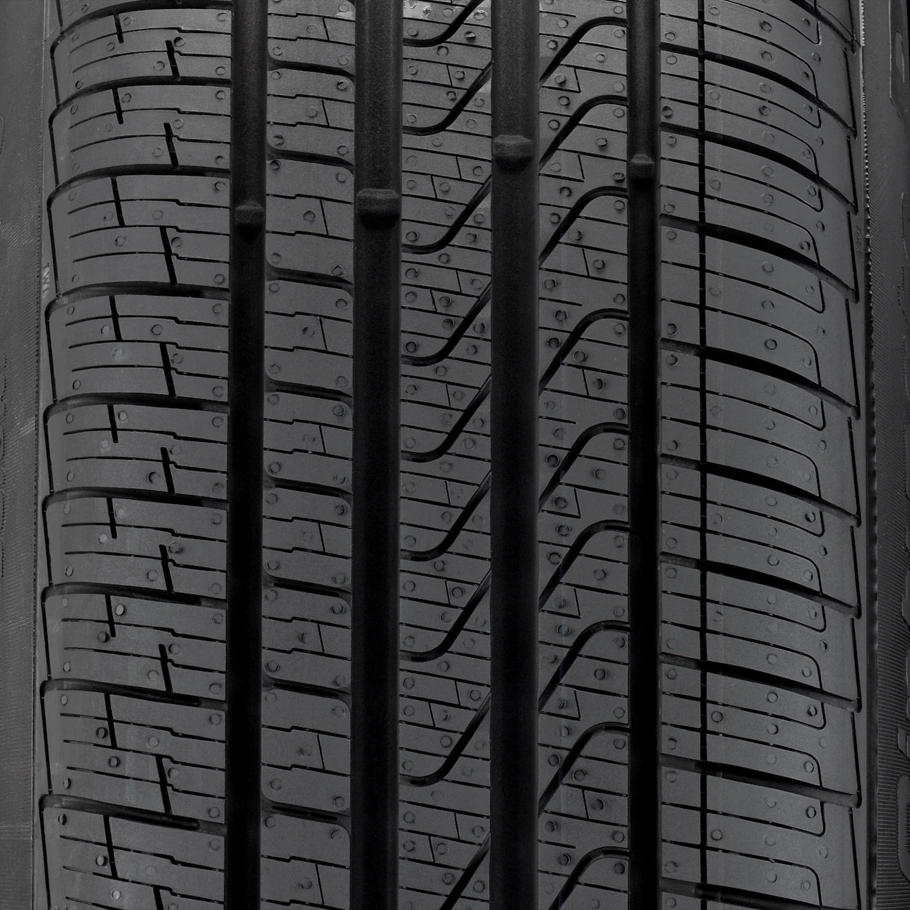 LLANTA PIRELLI CINTURATO P7 215/45R18 93V